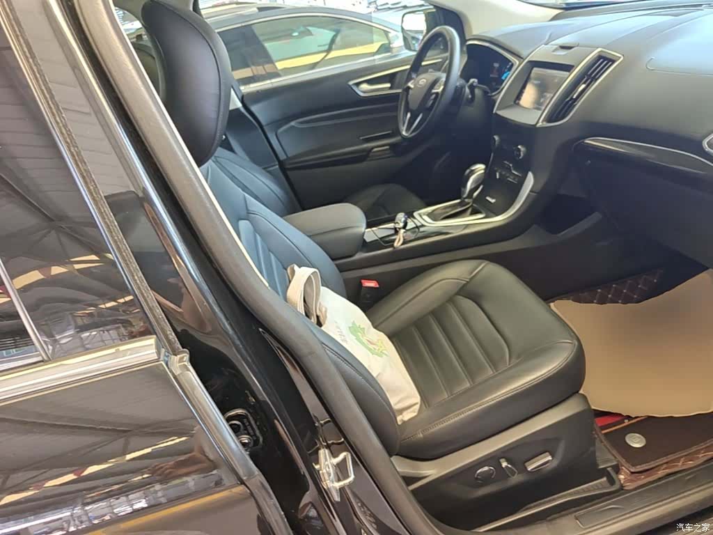 Ford Edge, 2016 25