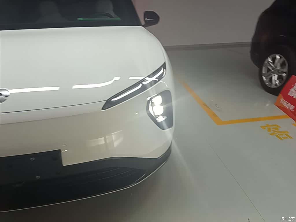 NIO ES6, 2023 18