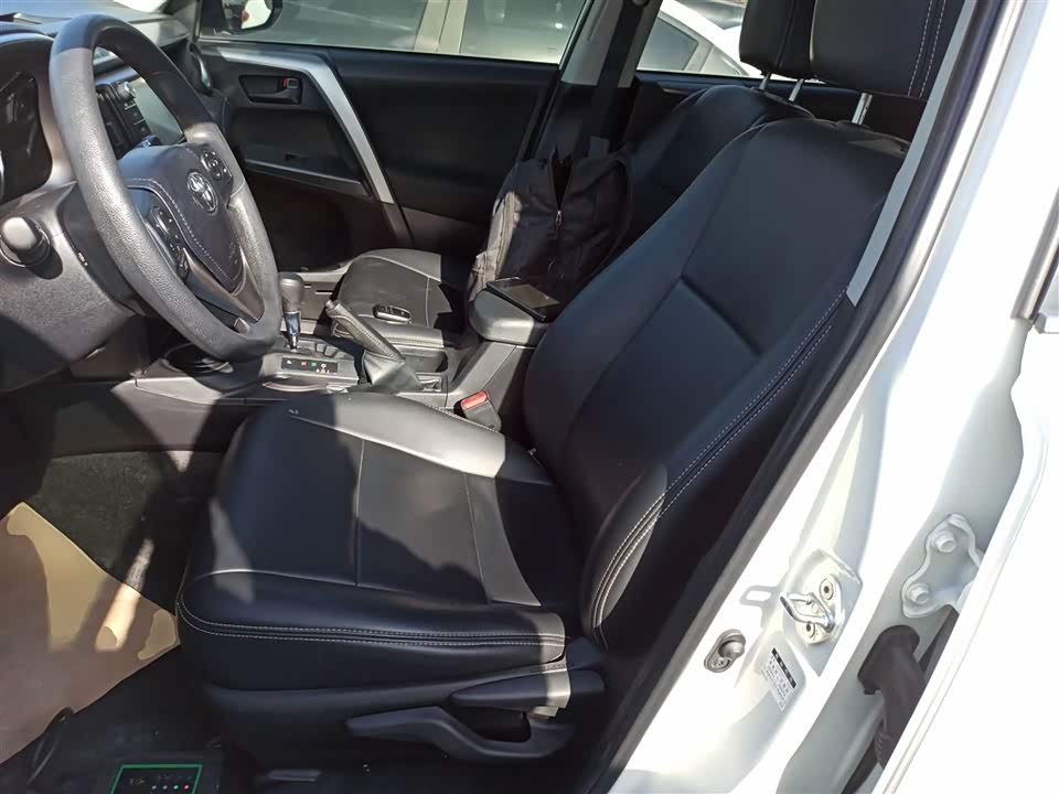 Toyota RAV4 Rongfang