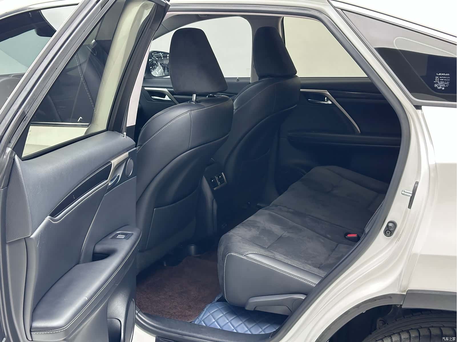 Lexus RX, 2019 10