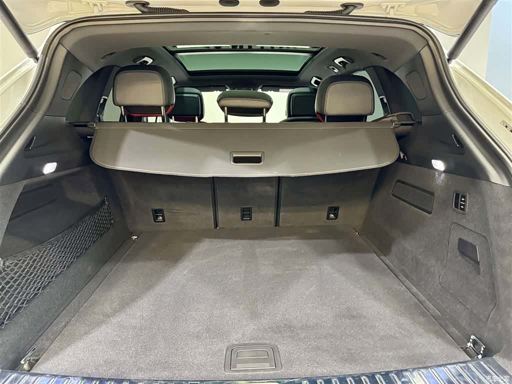 Porsche Cayenne, 2024 12