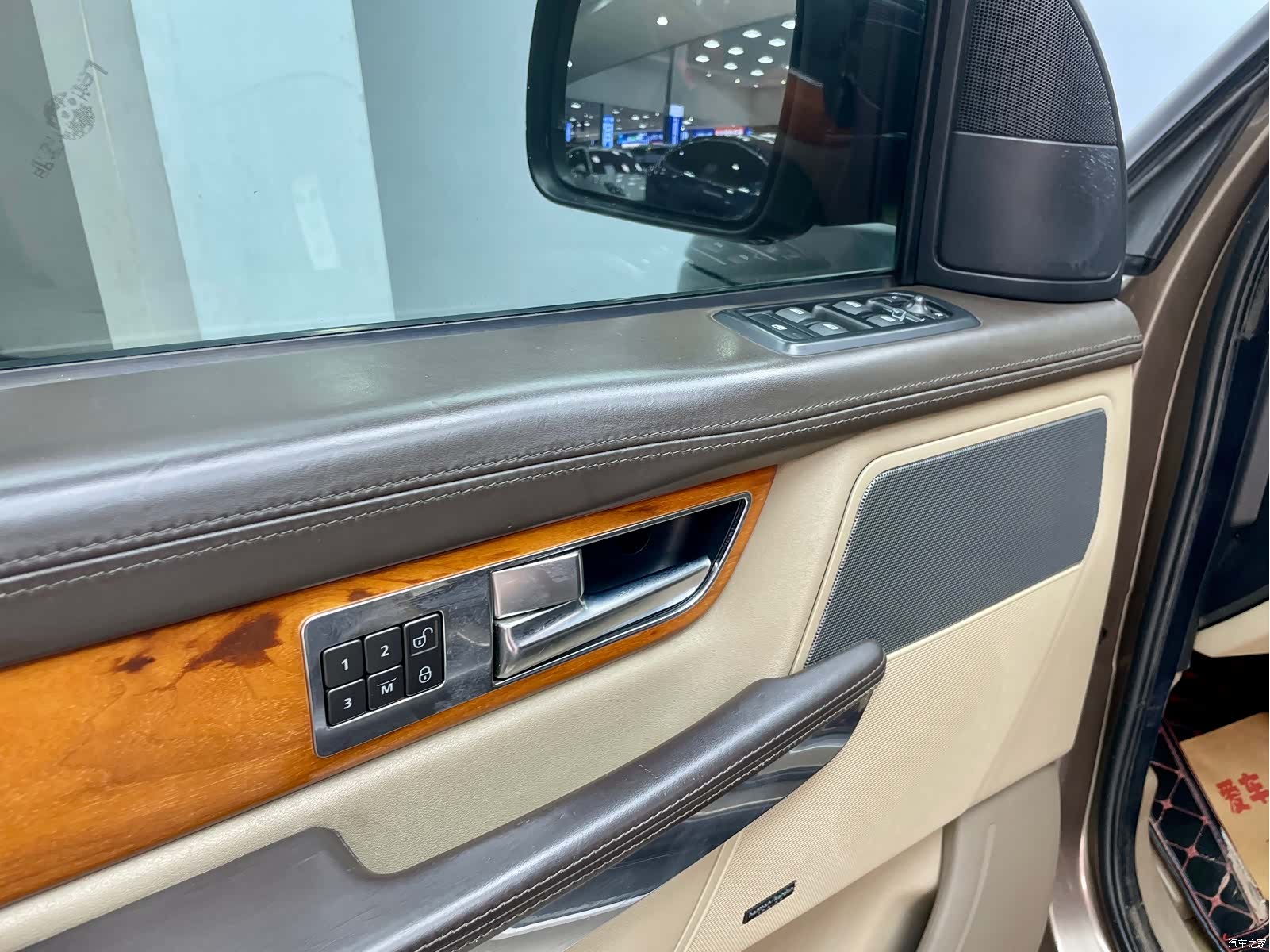 Land Rover Range Rover, 2010 8