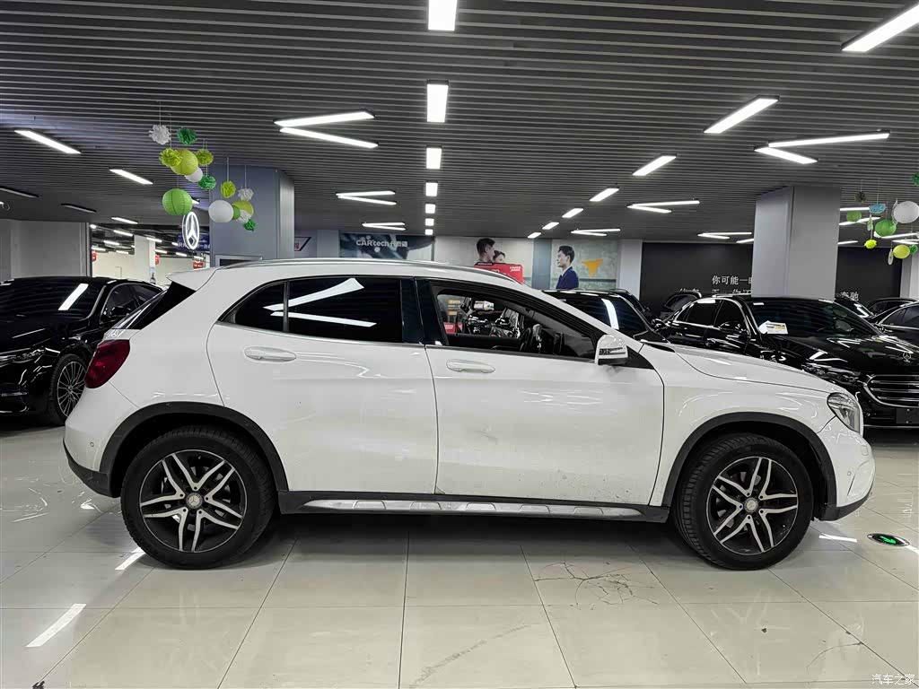 Mercedes-Benz GLA, 2016 4