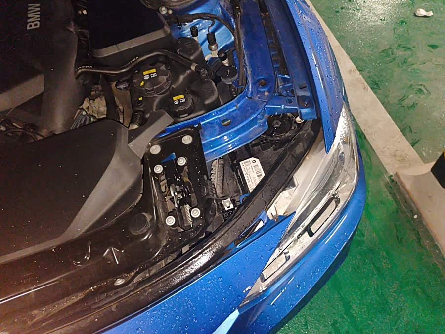 BMW 3 Series 2017, фото 21
