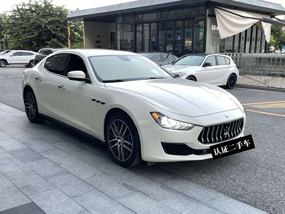 Maserati Ghibli Maserati Ghibli