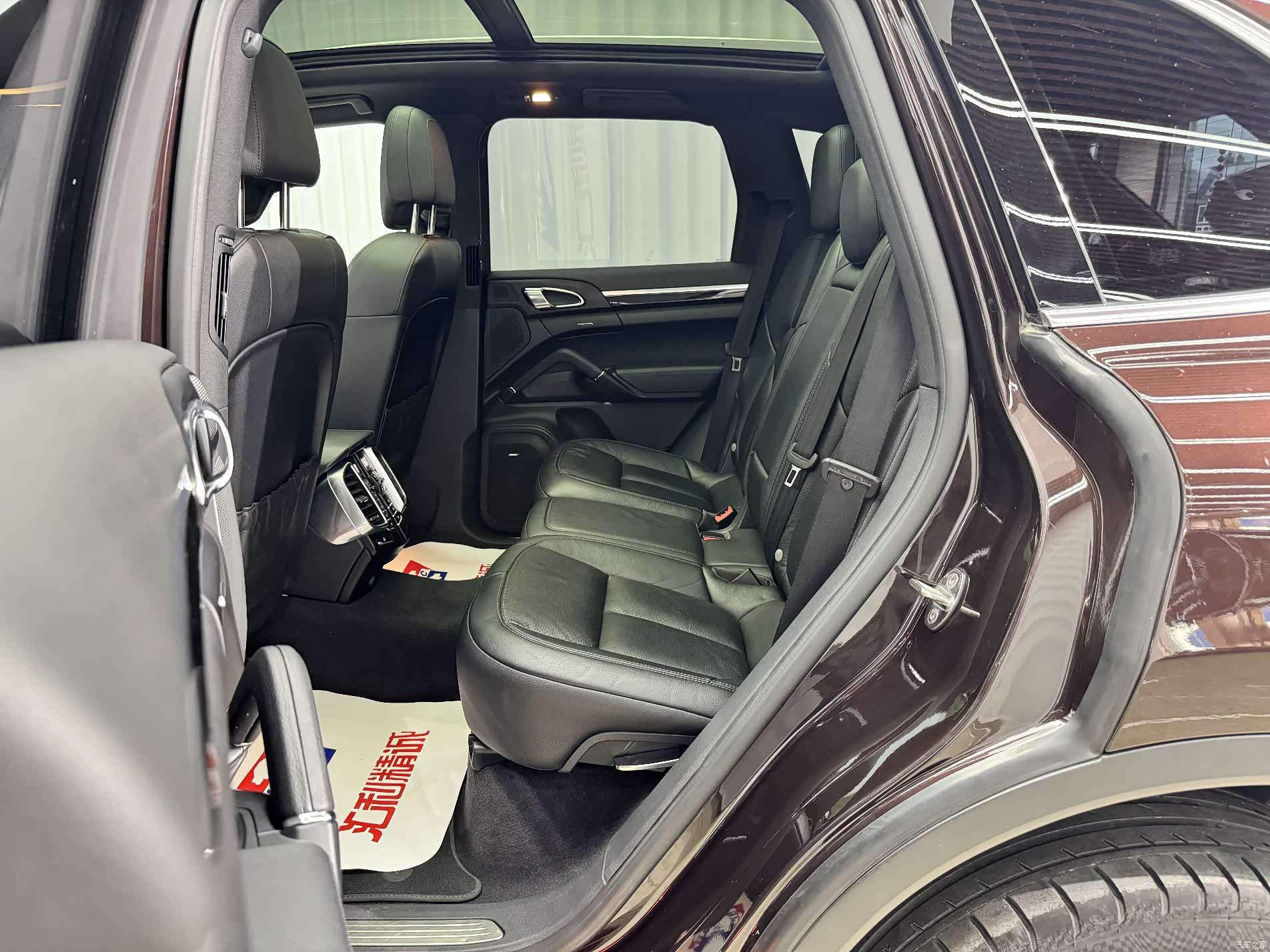 Porsche Cayenne, 2016 8