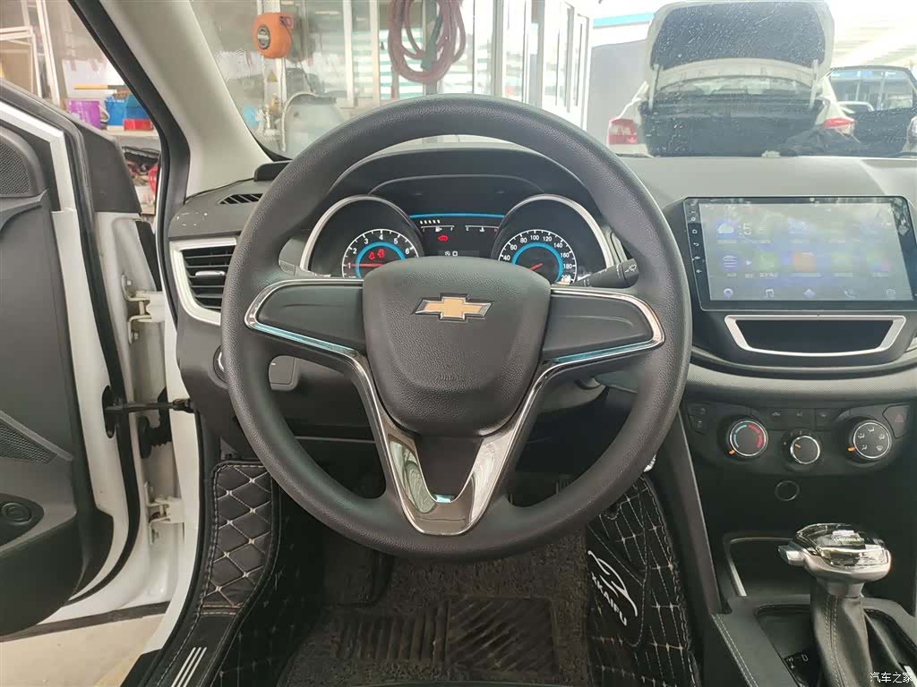 Chevrolet 320, 2018 7