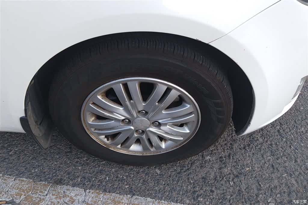 Kia K2, 2014 6