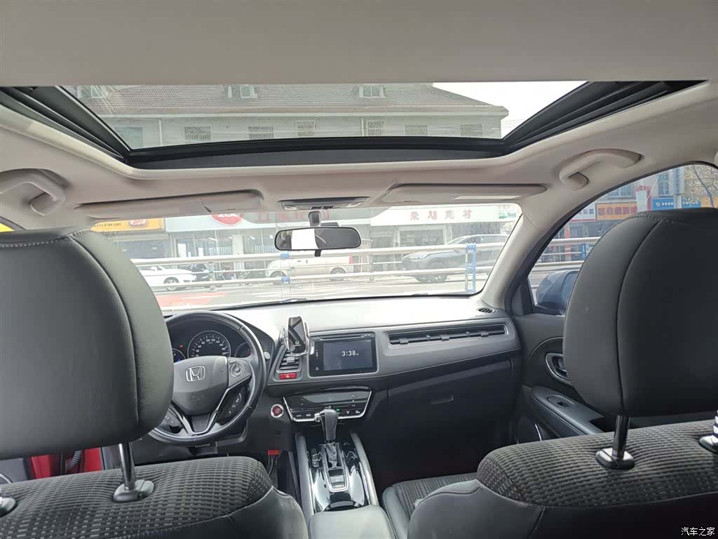 Honda Vezel, 2016 11