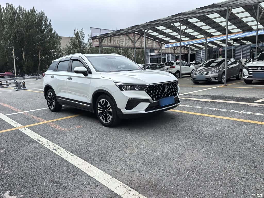 Bestune T77, 2022 9