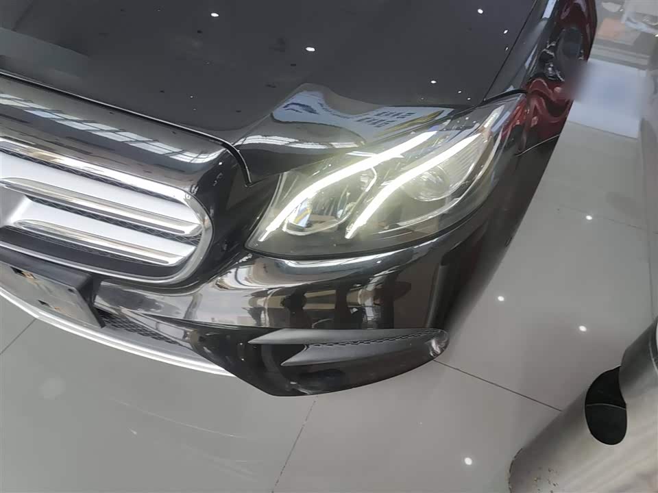 Mercedes-Benz E-class Mercedes-Benz E-class