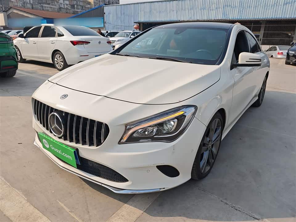 Mercedes-Benz CLA