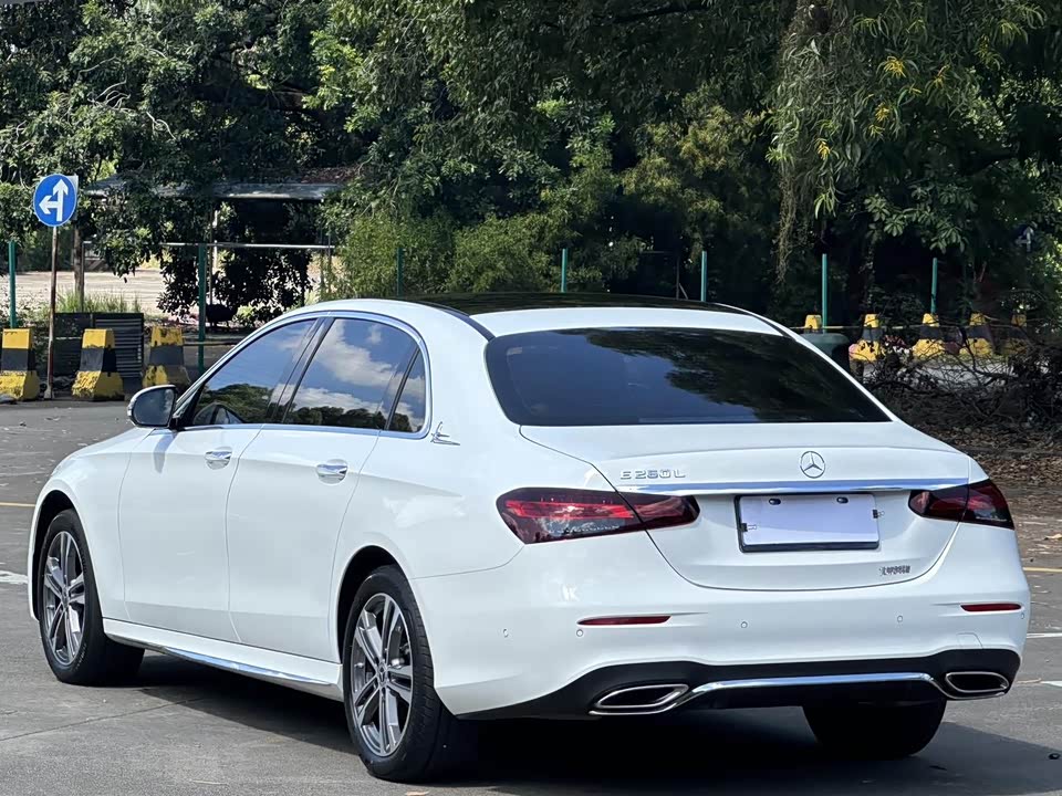 Mercedes-Benz E-class Mercedes-Benz E-class