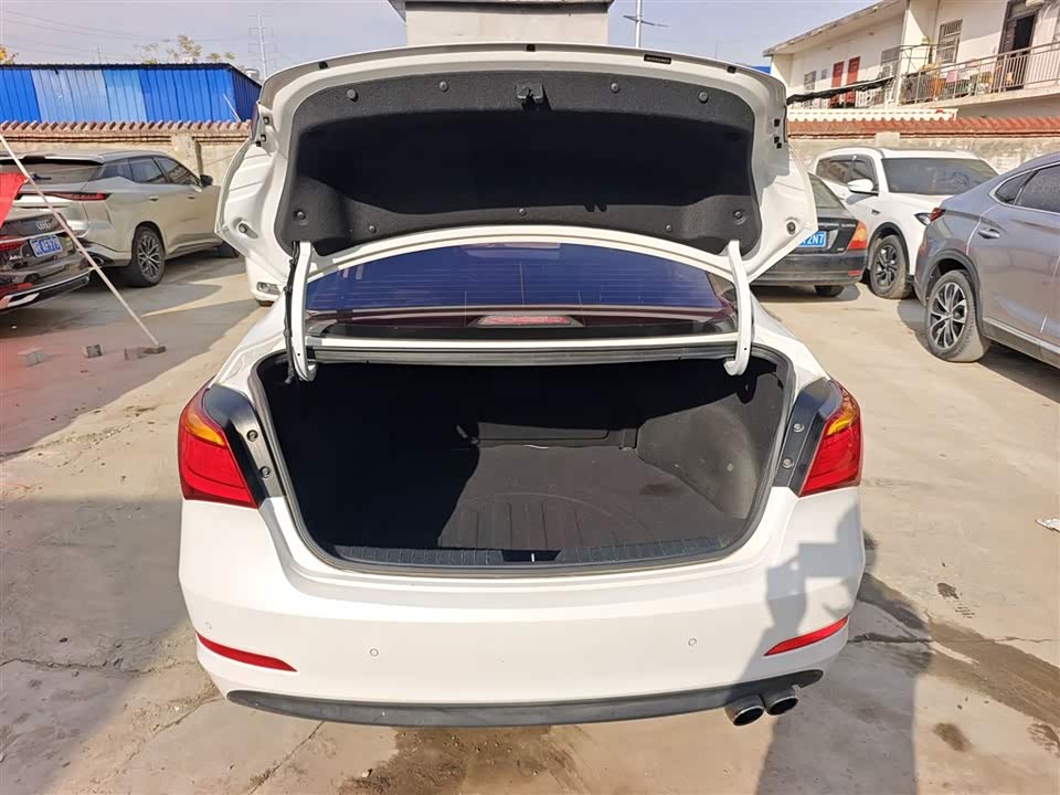 Hyundai Name picture