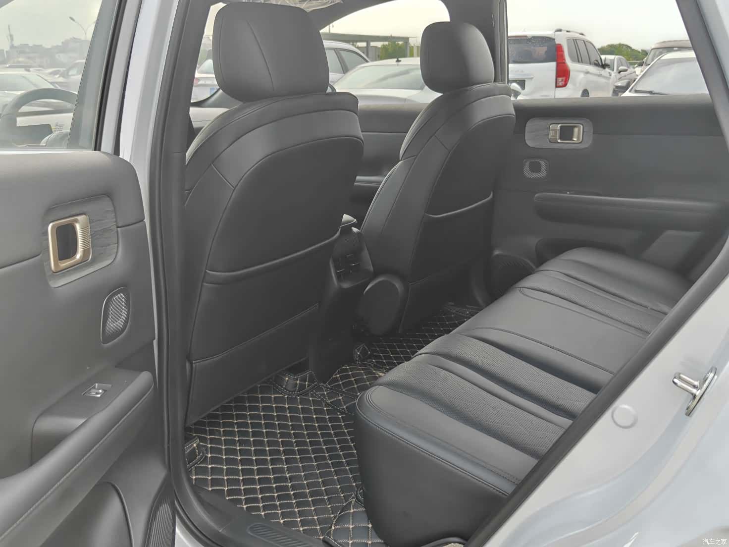 Wuling Starlight, 2026 9