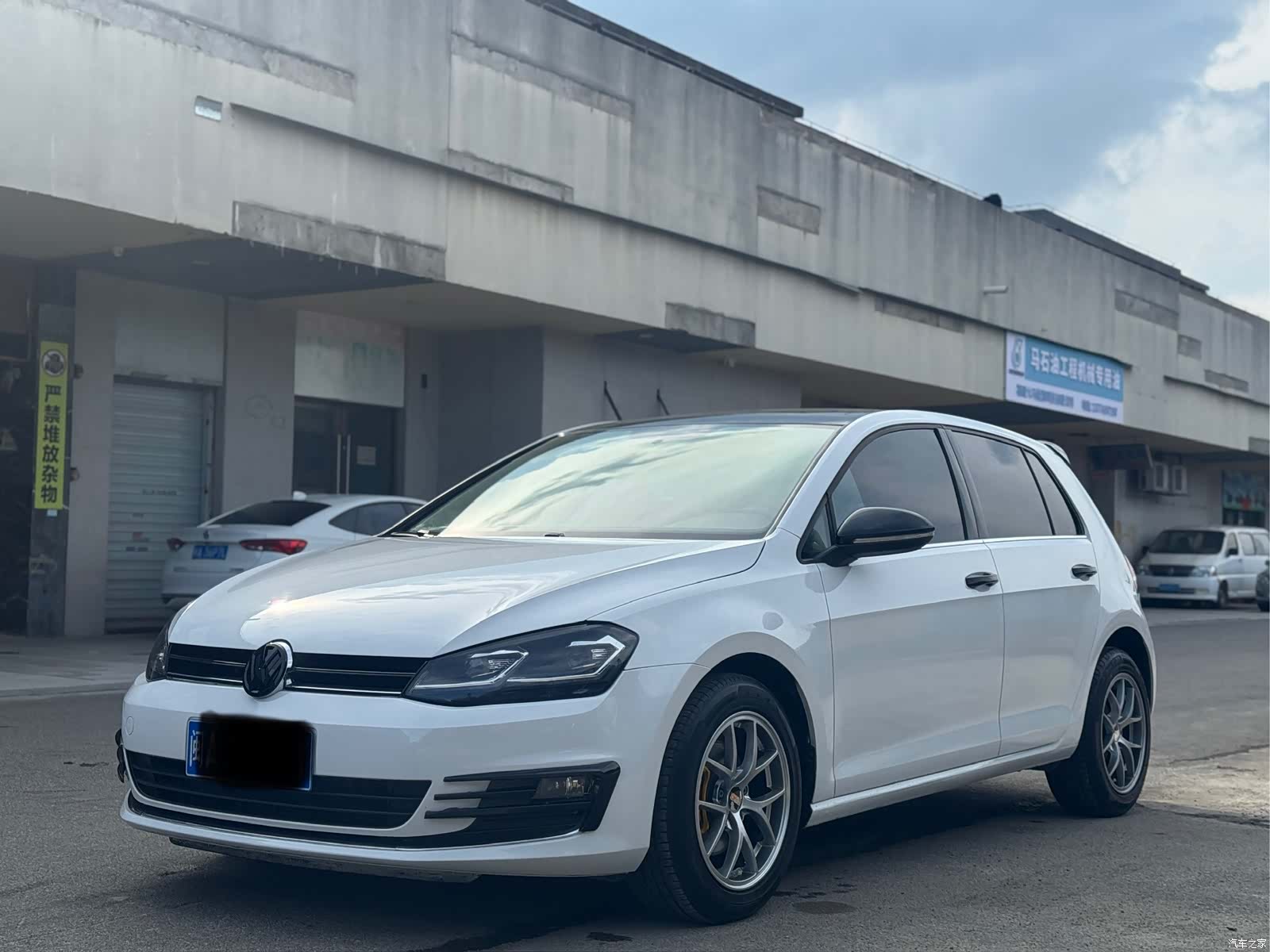 Volkswagen Golf, 2014 1