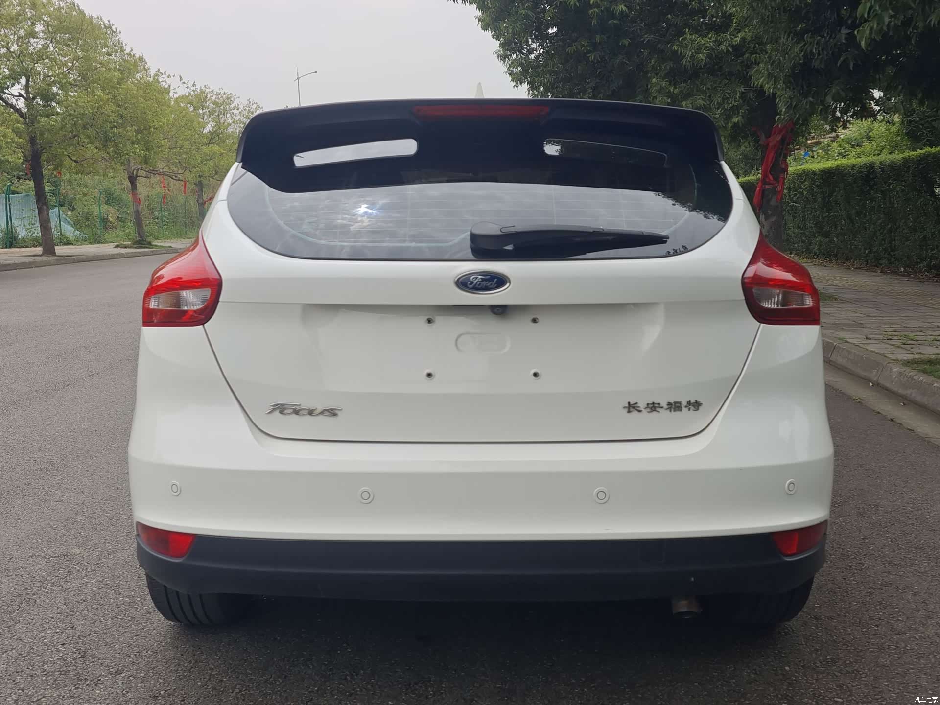 Ford Focus, 2019 13