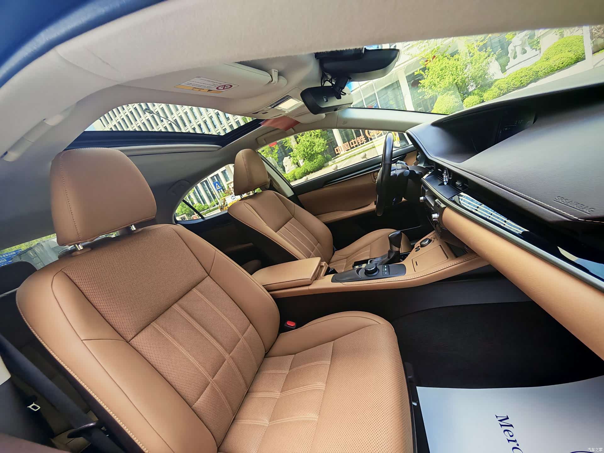 Lexus ES, 2018 18