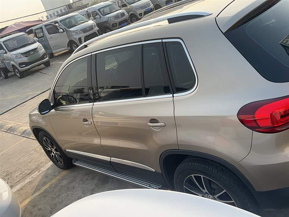 Volkswagen Tiguan