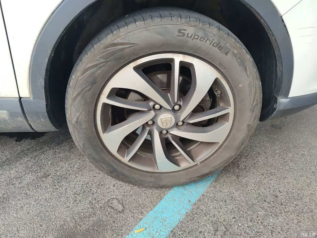 Wuling 560, 2017 26