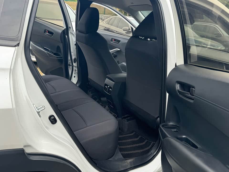 Toyota Corolla Sharp amplifier