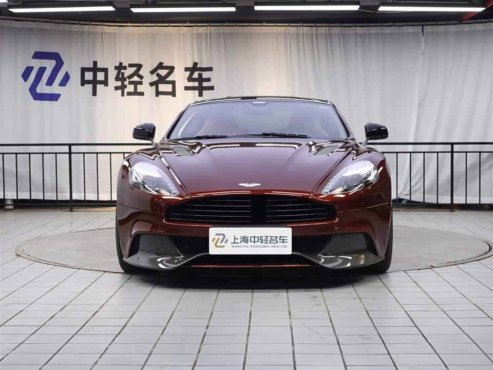 Aston Martin Vanquish Aston Martin Vanquish
