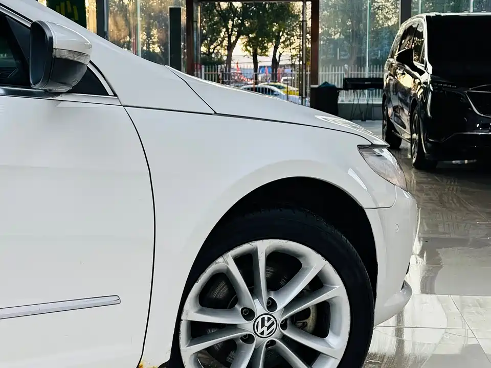 Volkswagen CC