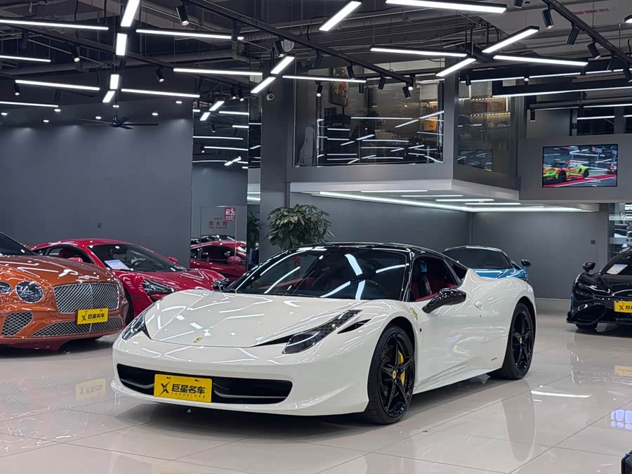 Ferrari 458 2013, фото 1