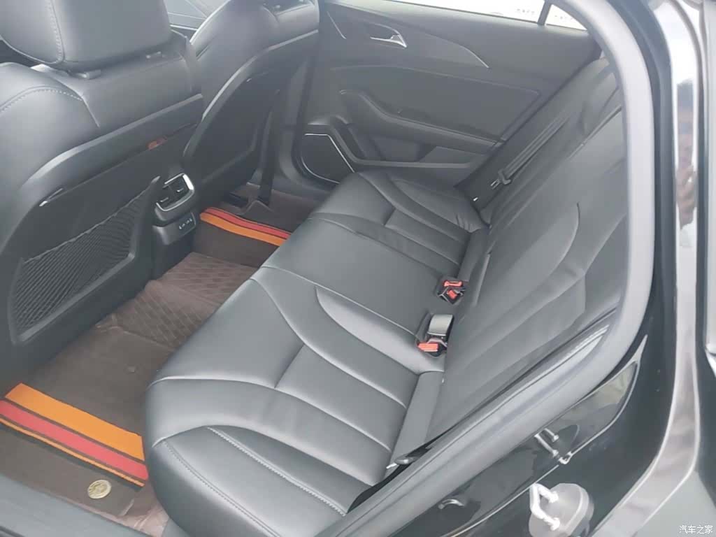 Hongqi H5, 2022 17