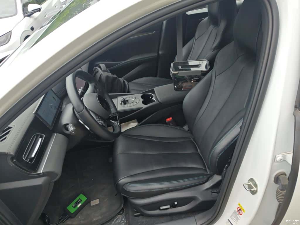 BYD Seal, 2025 15