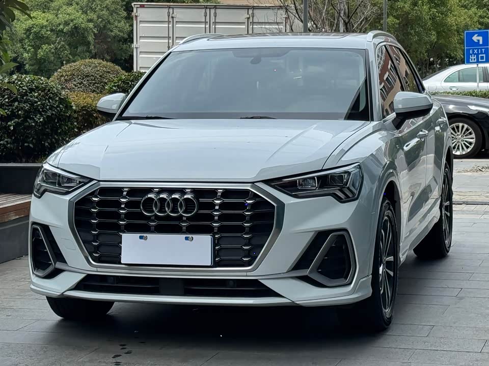 Audi Q3 Audi Q3