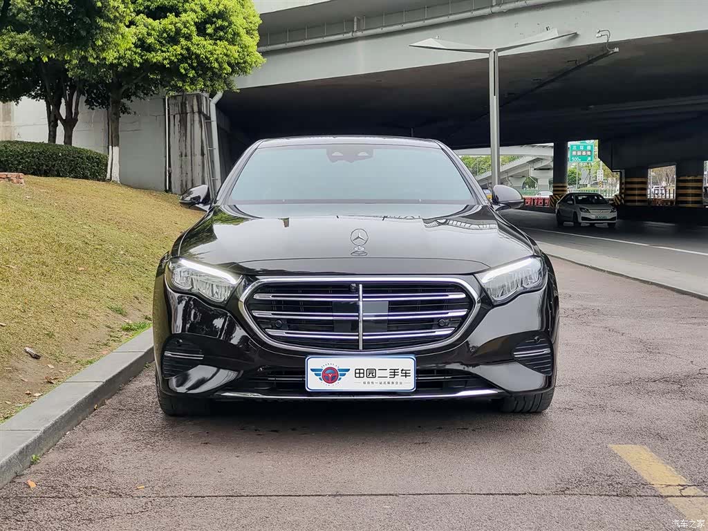 Mercedes-Benz E-Class, 2024 2