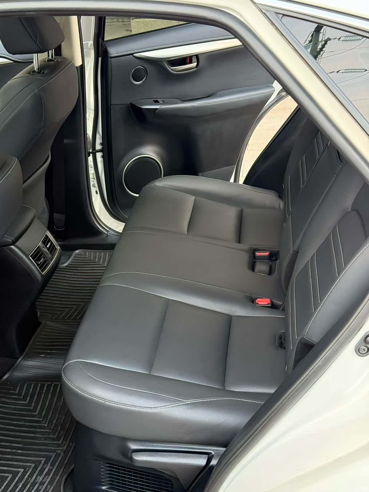 Lexus NX, 2016 все фото