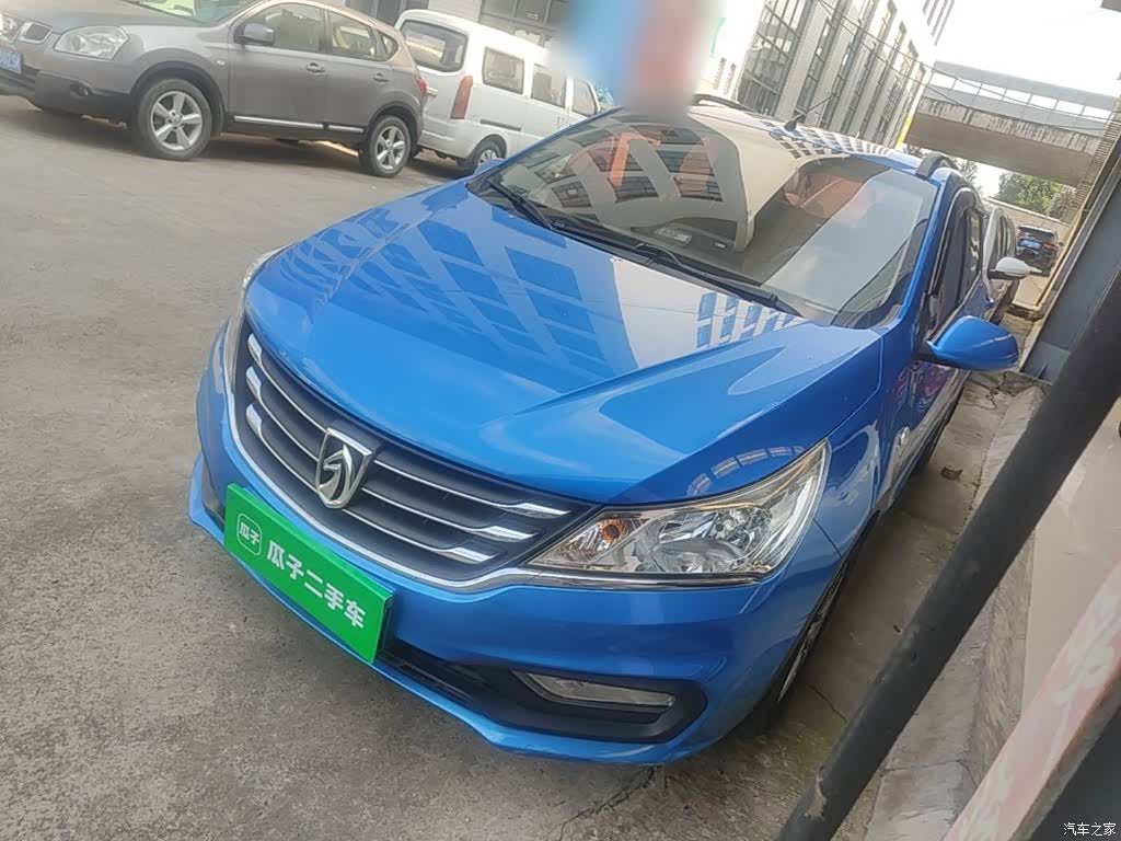 Wuling 310, 2017 2