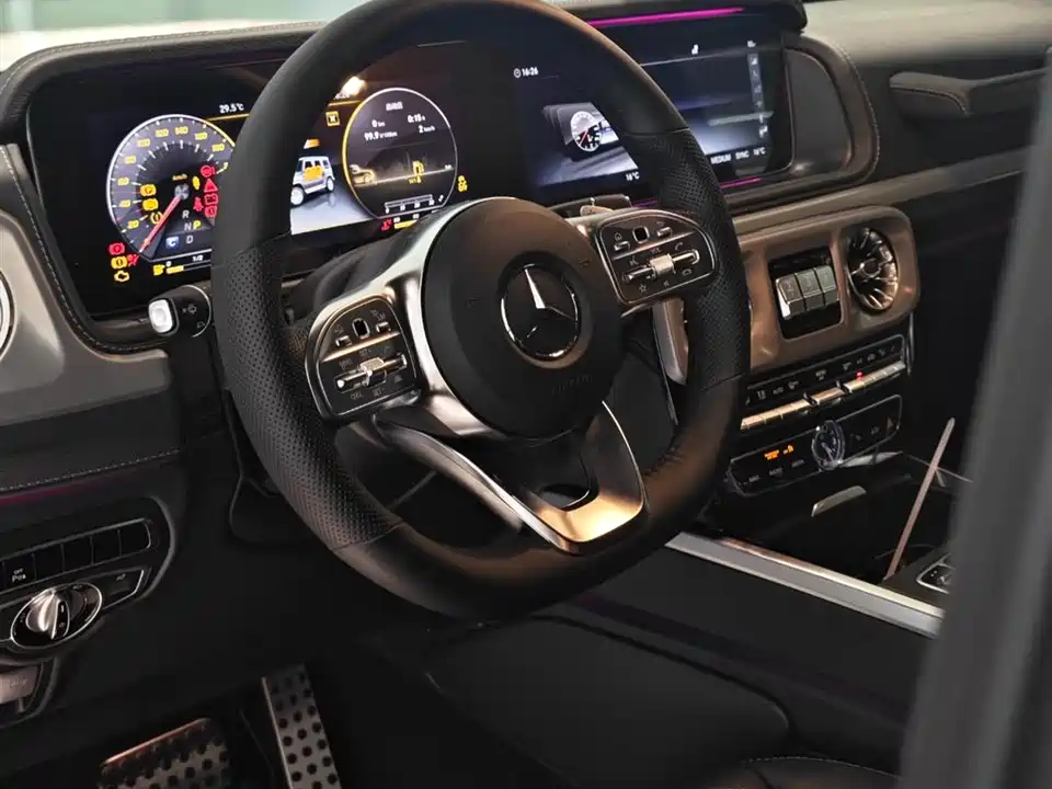 Mercedes-Benz G-class