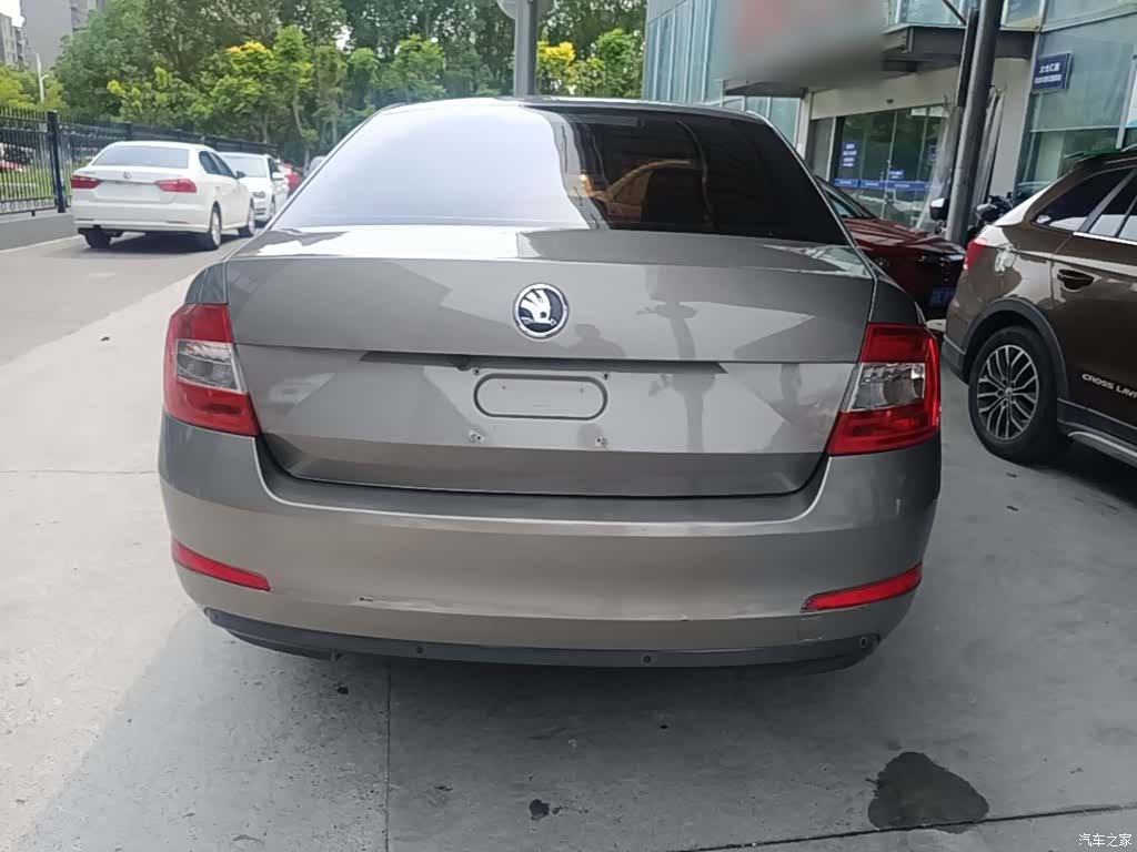 Skoda Octavia, 2016 6