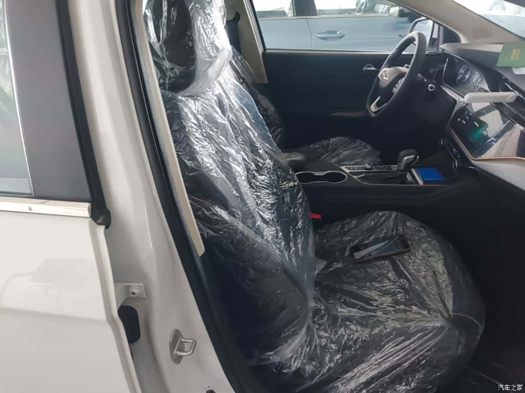 Chery 5, 2026 25