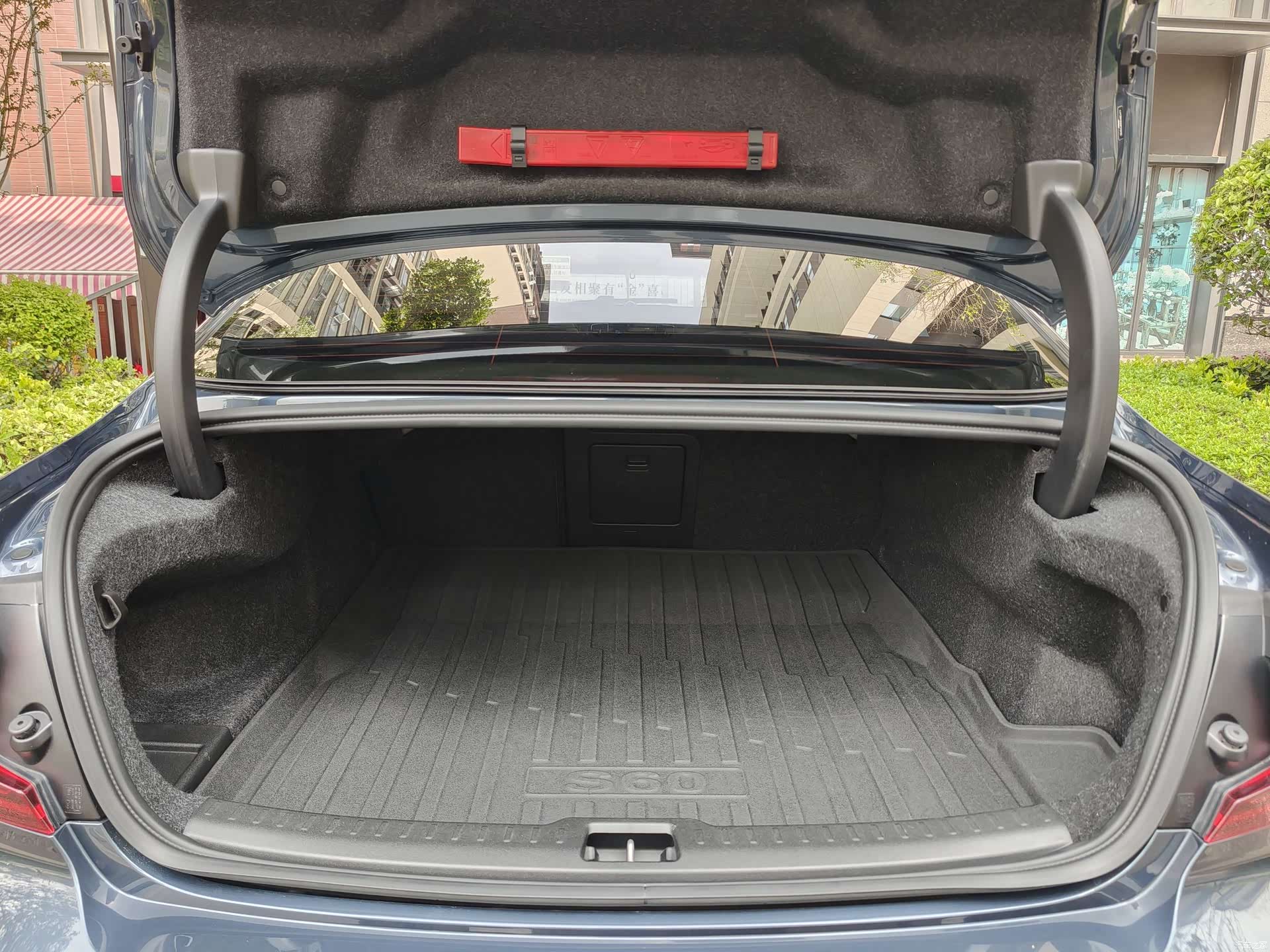 Volvo S60, 2022 14