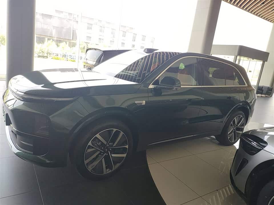 Li Auto Ideal L6