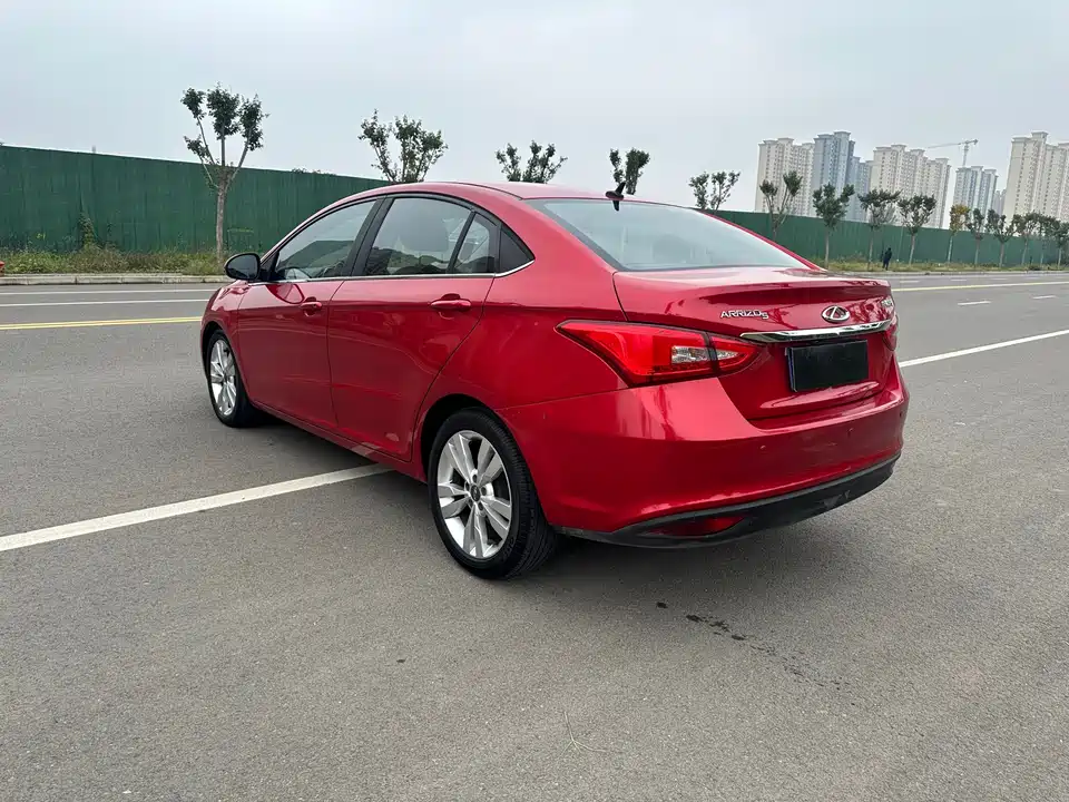 Chery Arrizo 5