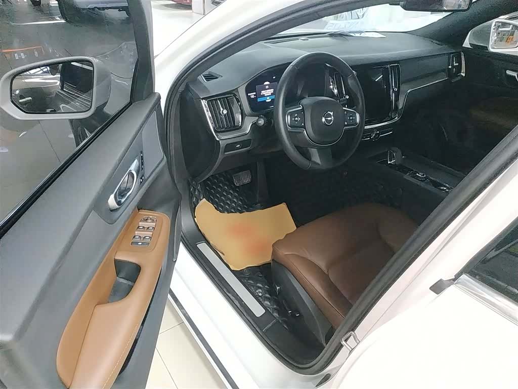 Volvo S60, 2024 16
