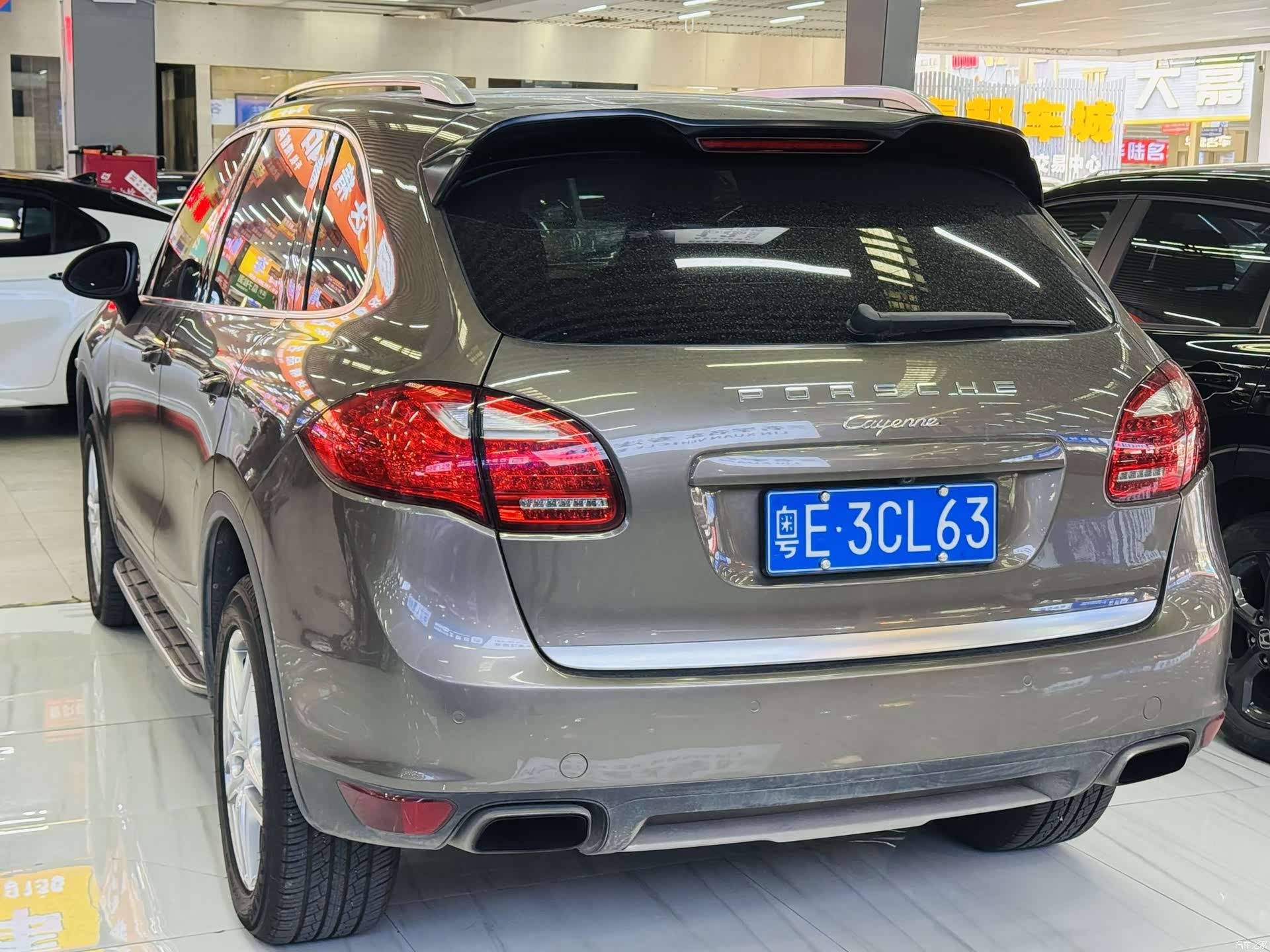 Porsche Cayenne, 2013 10