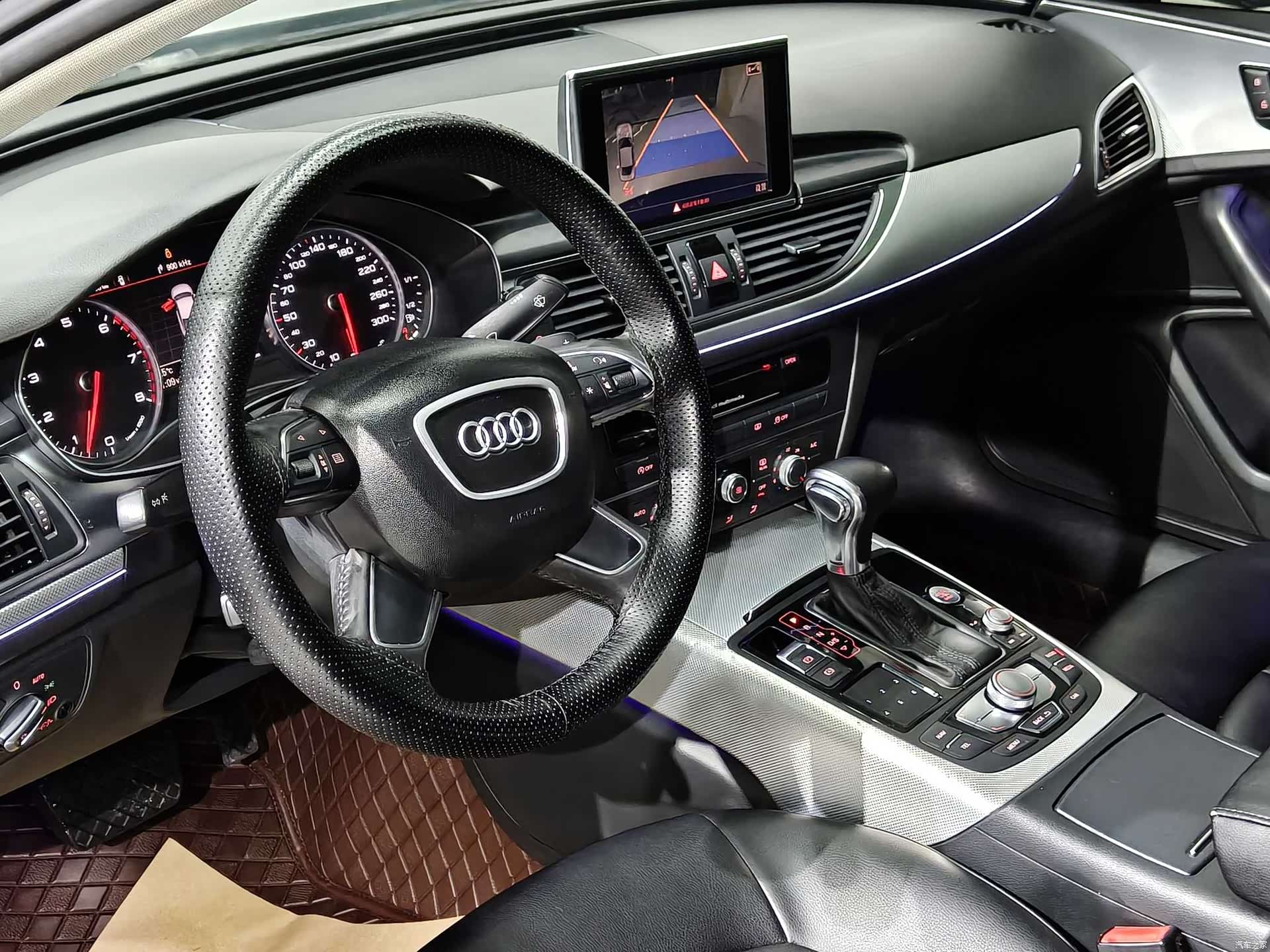 Audi A6L, 2014 13