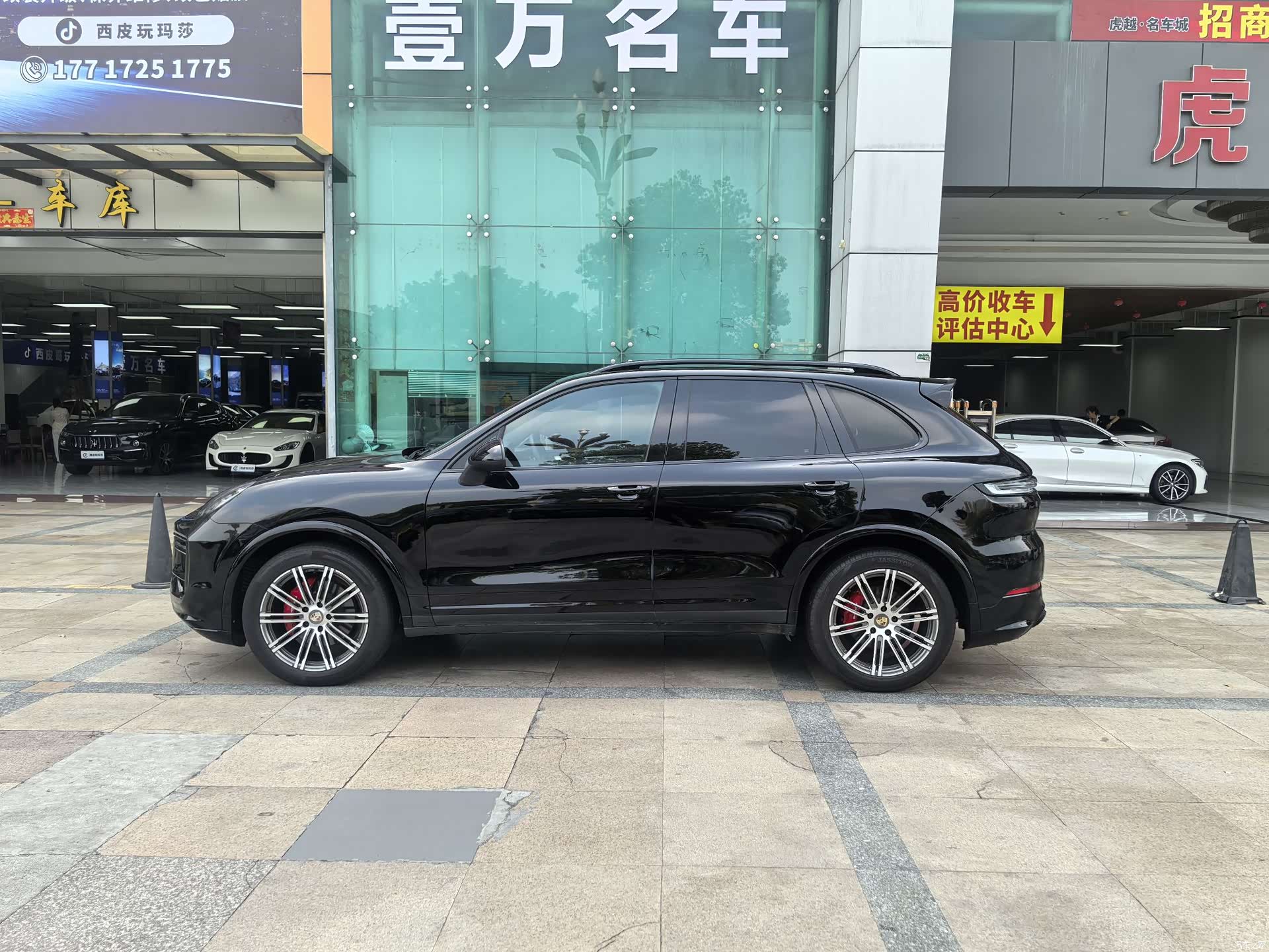 Porsche Cayenne, 2011 4