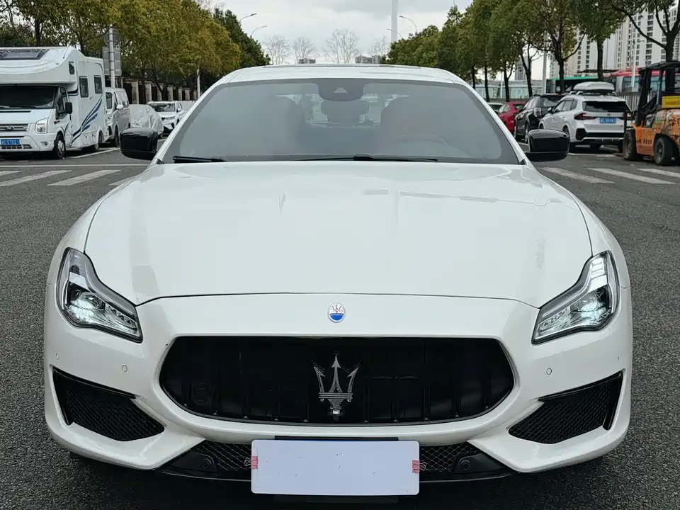 Maserati President