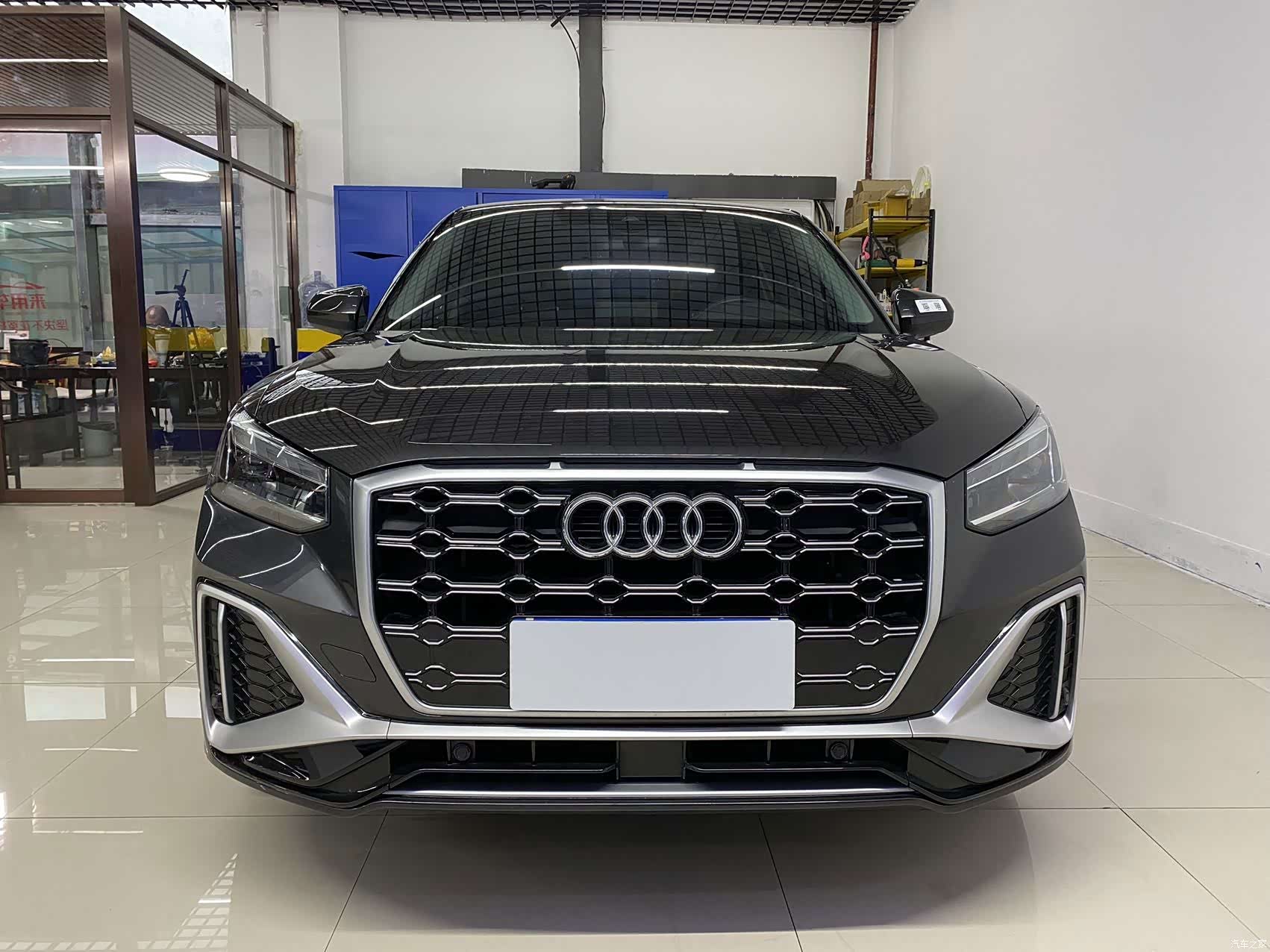 Audi Q2L, 2022 2