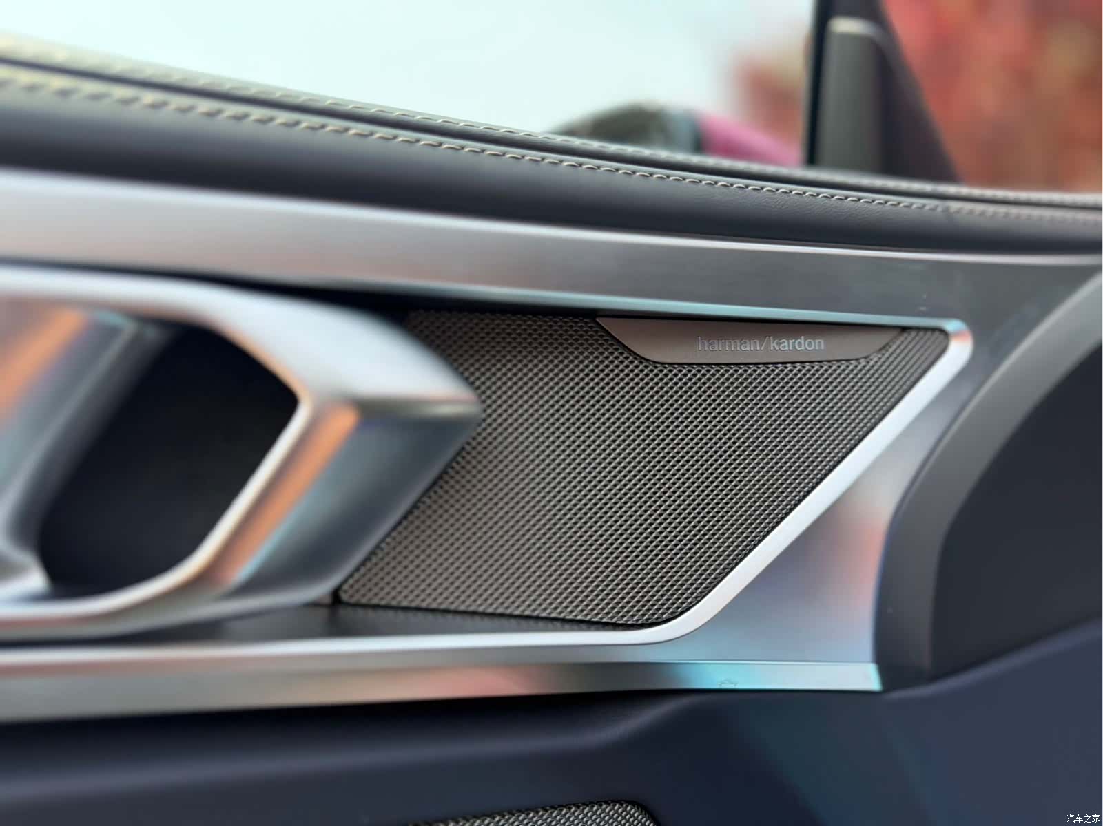 BMW 8 Series, 2025 18