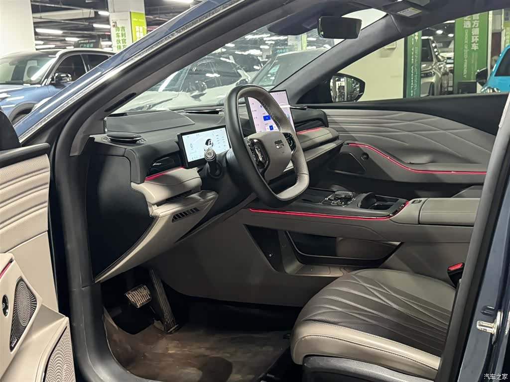 Geely 8, 2025 все фото