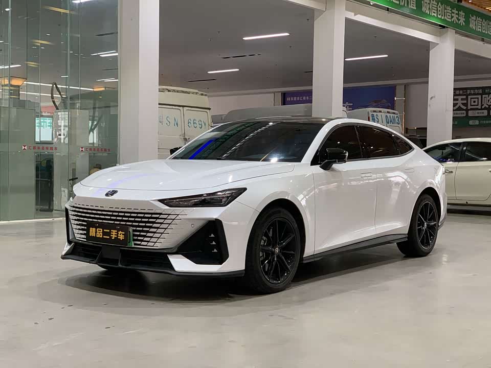 Changan UNI-V Smart iDD