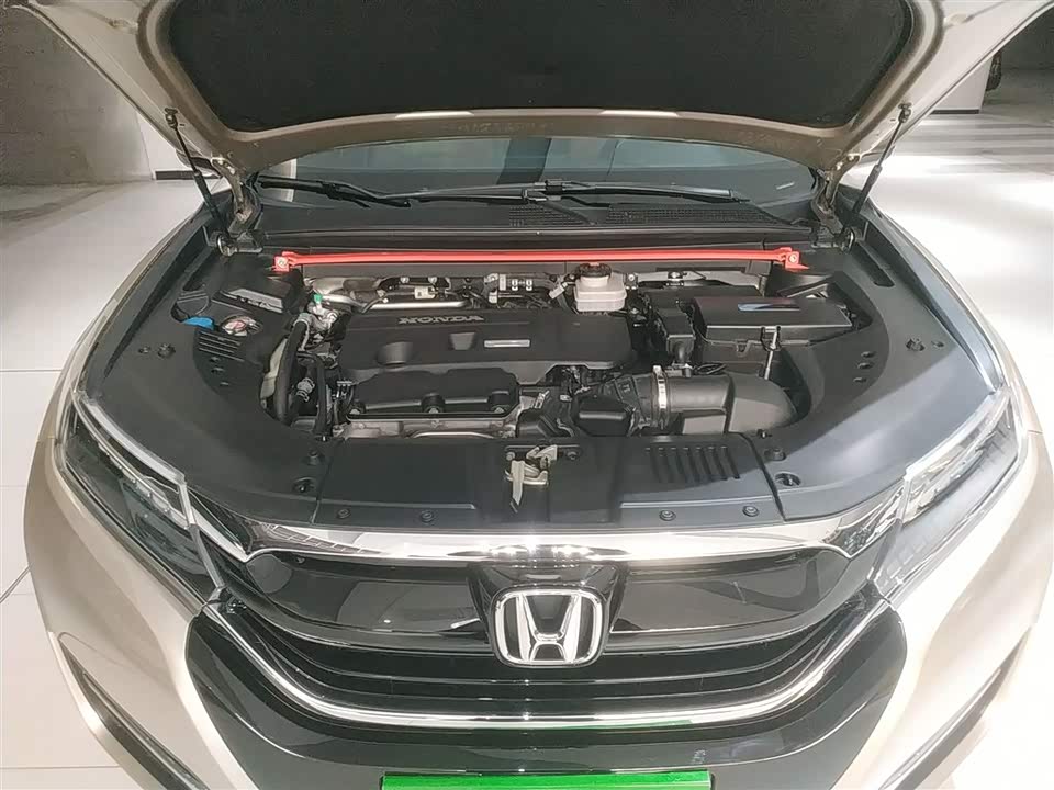 Honda UR-V